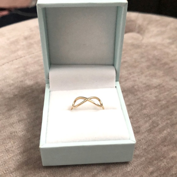 10k Gold Eternity ring Michael Hill - Picture 2 of 9